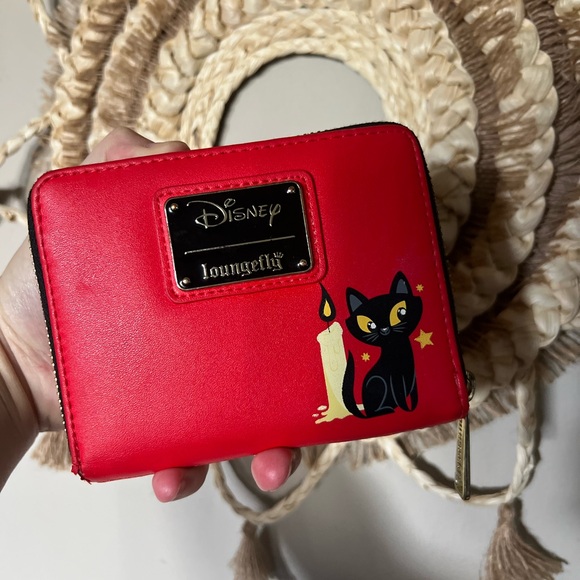 hocus Pocus Binx Wallet - Picture 3 of 4